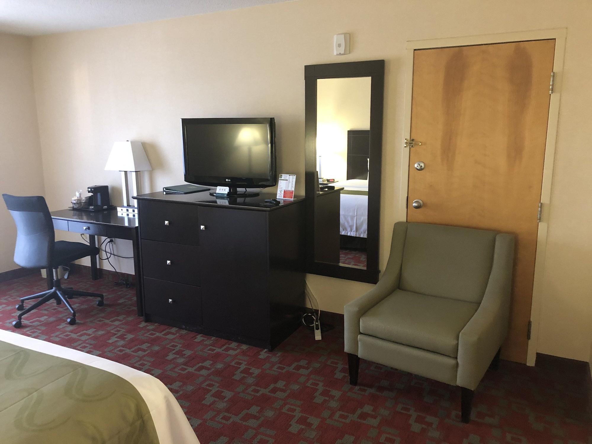 Quality Inn Shelburne - Burlington Екстериор снимка