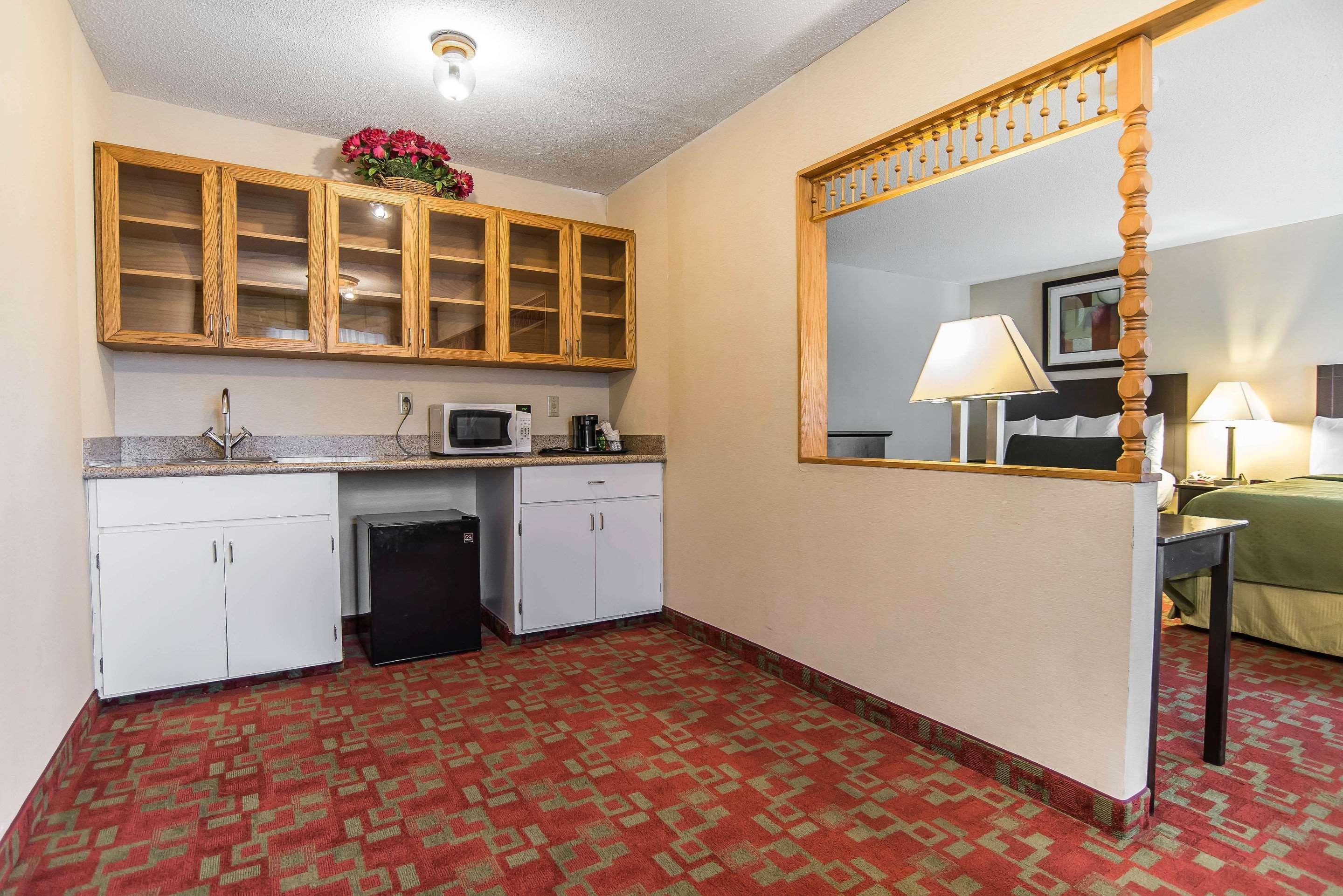 Quality Inn Shelburne - Burlington Екстериор снимка