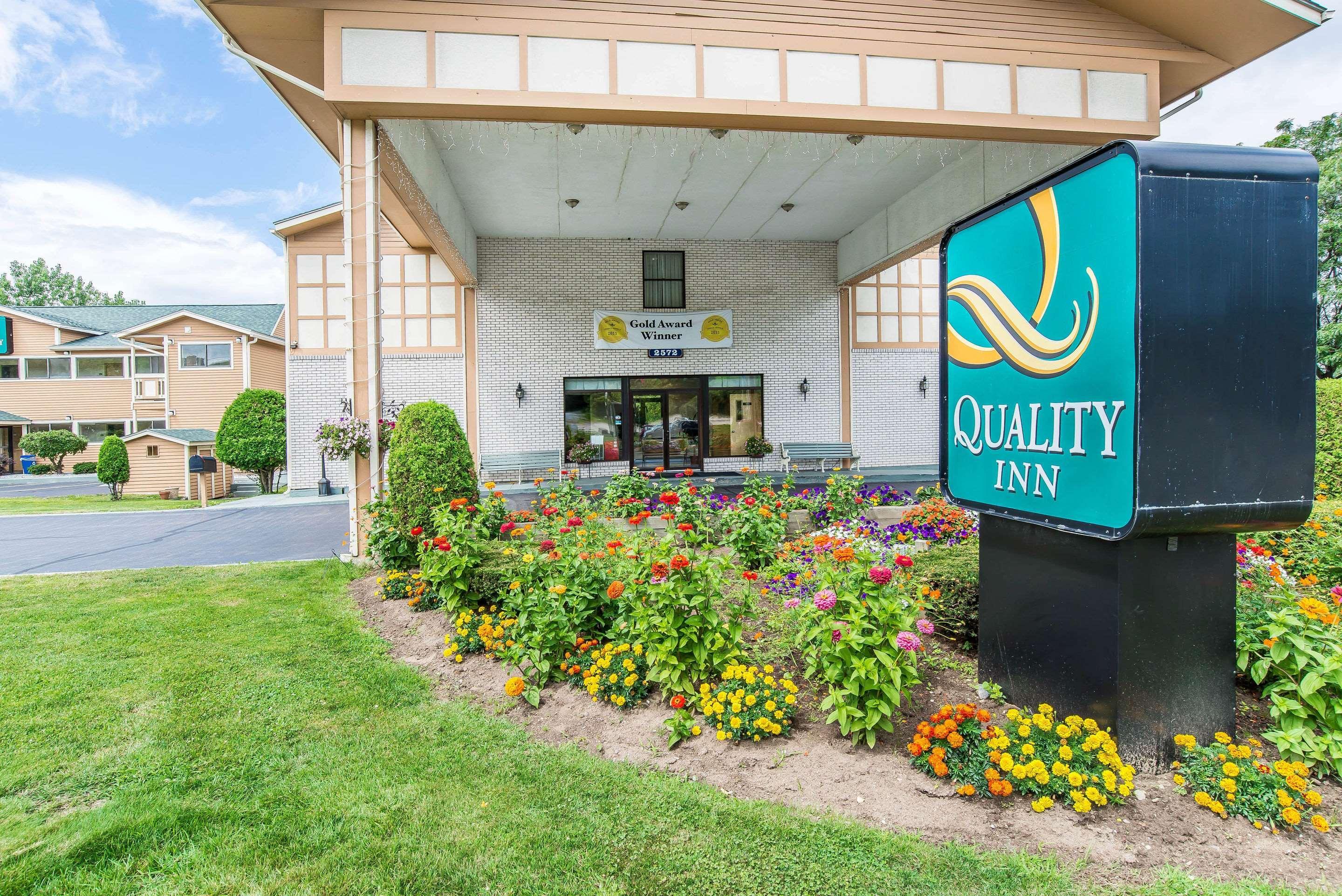 Quality Inn Shelburne - Burlington Екстериор снимка