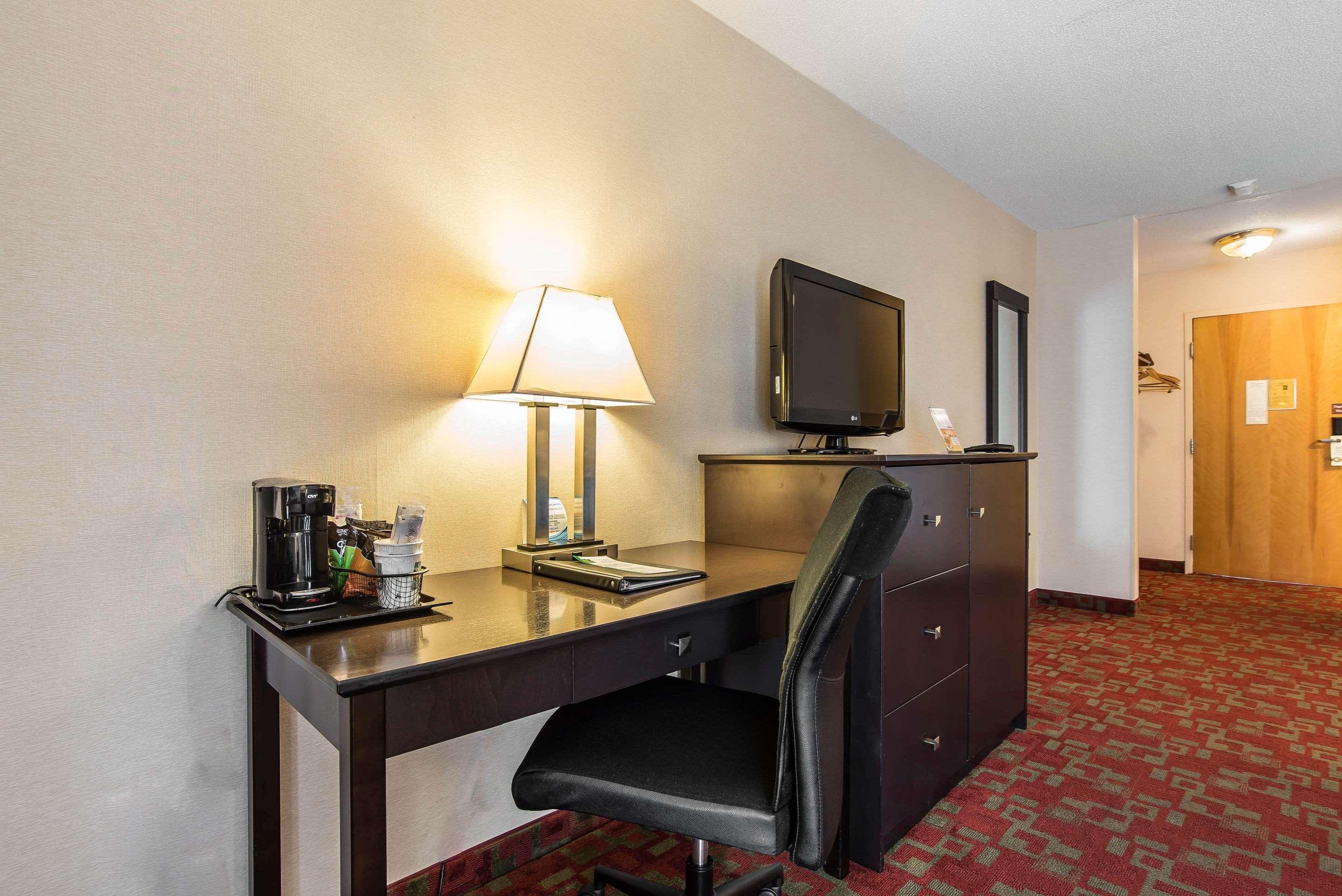 Quality Inn Shelburne - Burlington Екстериор снимка